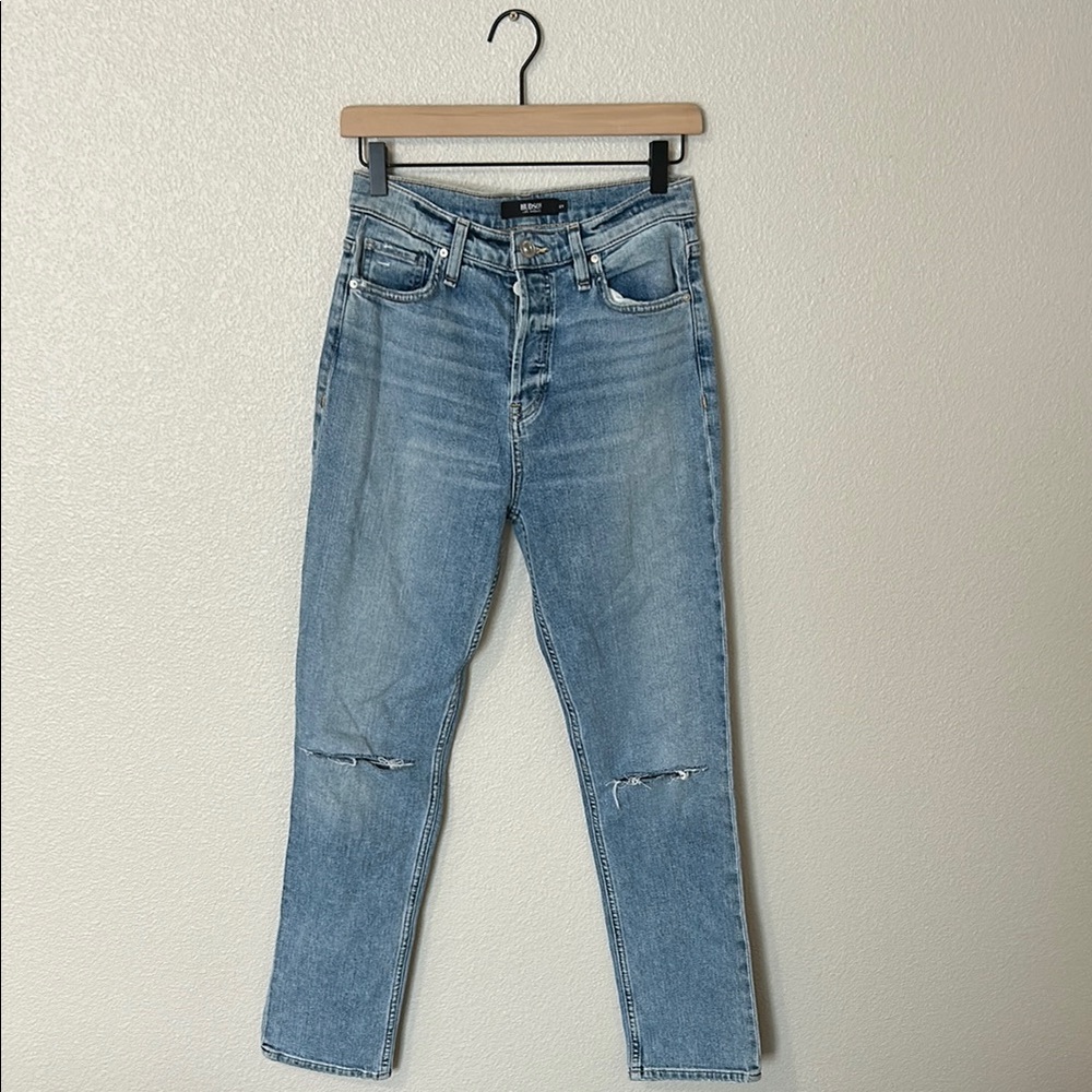 Levi's Light Wash Distressed Jeans